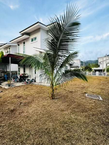 Rumah Berkembar untuk Dijual di Taman Tunku Sarina (Bandar Darulaman) - Hasrul Rosli - Exterior - PropertyGuru.com.my