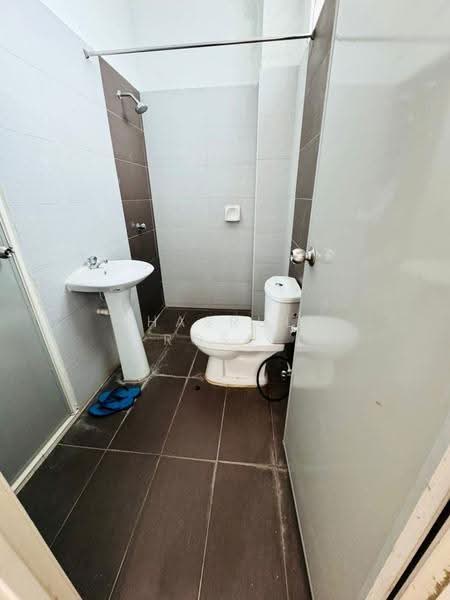 Rumah Berkembar untuk Dijual di Taman Tunku Sarina (Bandar Darulaman) - Hasrul Rosli - Bathroom - PropertyGuru.com.my