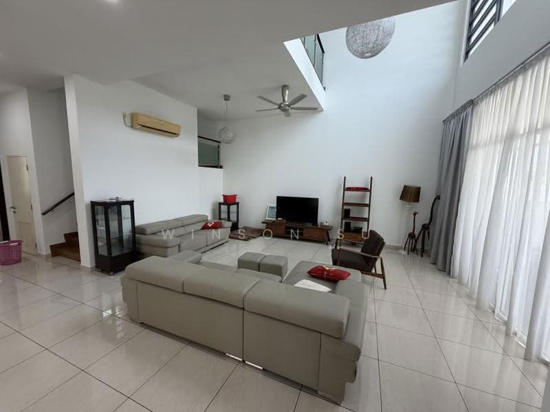 Rumah Berkembar untuk Dijual di Setia Tropika (Johor Bahru) - Winson Su - Living Room - PropertyGuru.com.my