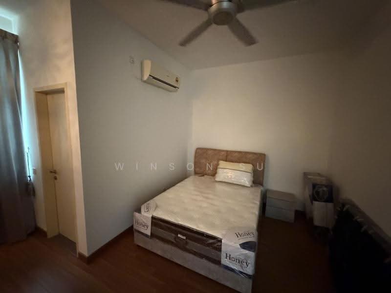 Rumah Berkembar untuk Dijual di Setia Tropika (Johor Bahru) - Winson Su - Bedroom - PropertyGuru.com.my