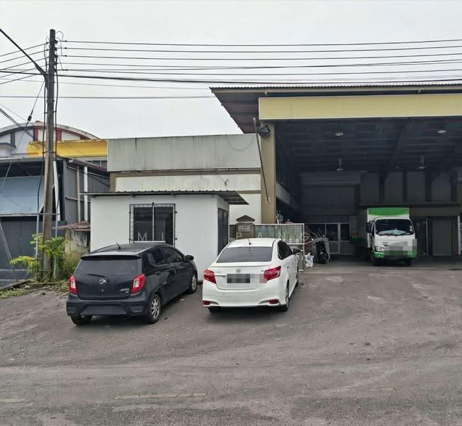 Gudang untuk Dijual di Batu Kitang Light Industrial Park (Kuching) - Mike Pang - PropertyGuru.com.my