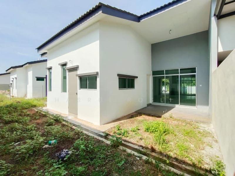 Semi-Detached House for Sale in Sungai Petani (Kedah) - Hasrul Rosli - Exterior - PropertyGuru.com.my
