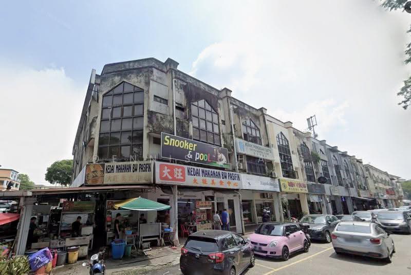 Shop for Sale in Taman Sri Sentosa (Jalan Klang Lama (Old Klang Road)) - Dennis Chang - Exterior - PropertyGuru.com.my