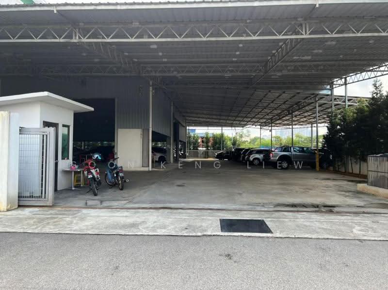Detached Factory for Rent in Kawasan Perindustrian Balakong (Balakong) - Soon Keng Liew - Car Park - PropertyGuru.com.my