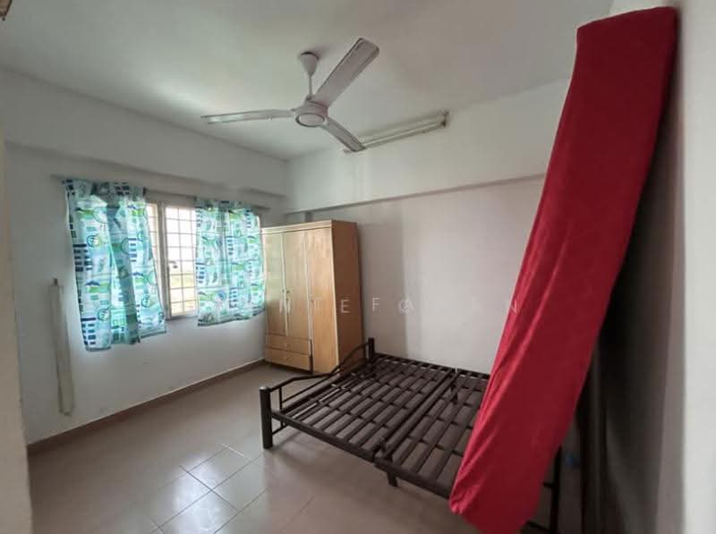 Kondominium untuk Dijual di Awana Puri - Kent Fatt - Bedroom - PropertyGuru.com.my