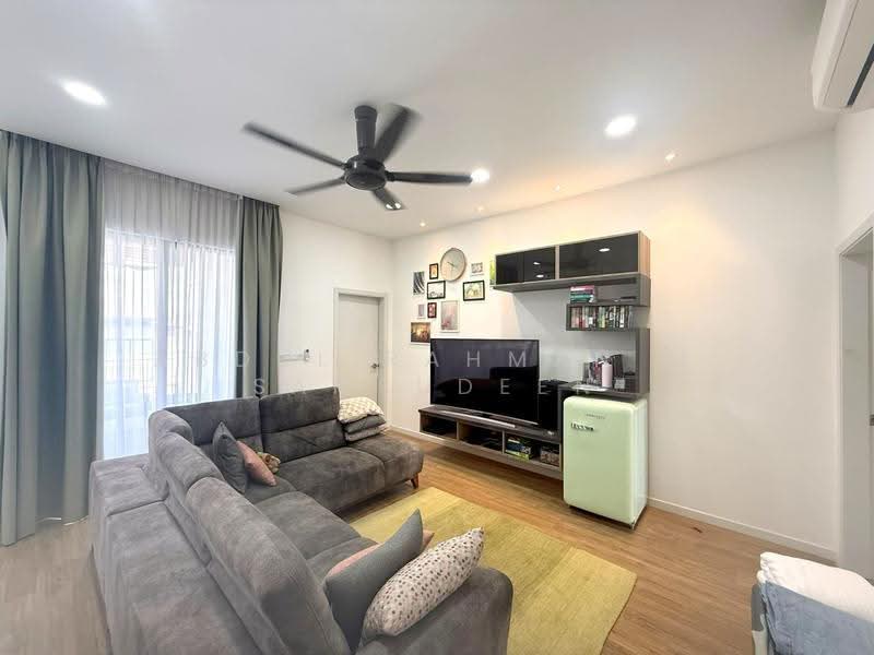 Semi-Detached House for Sale in Kajang (Selangor) - Abdul Rahman M Samsudeen - Living Room - PropertyGuru.com.my
