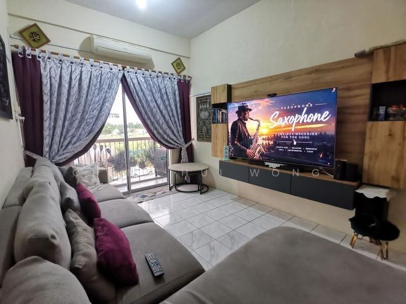 Apartment for Sale at Lok Kawi Heights - Ching Hui Wong - Living Room - PropertyGuru.com.my