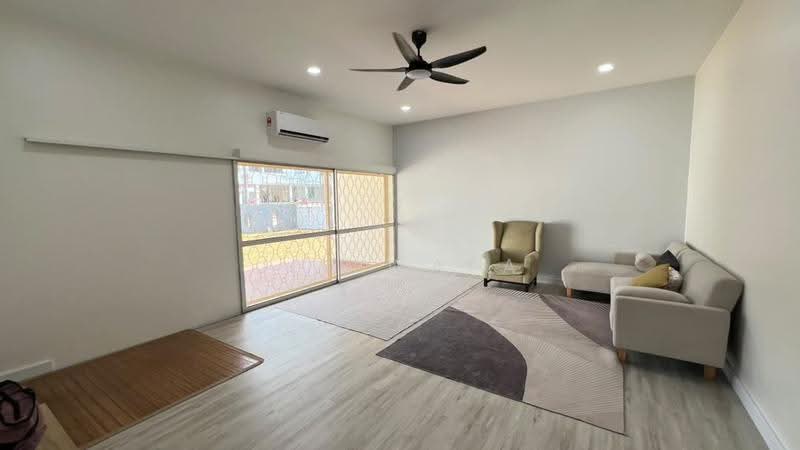 Bungalow House for Sale in Taman Ampang Utama (Ampang) - Jik Wafa - Living Room - PropertyGuru.com.my