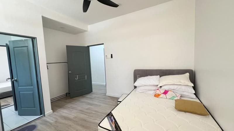 Bungalow House for Sale in Taman Ampang Utama (Ampang) - Jik Wafa - Bedroom - PropertyGuru.com.my