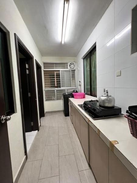 Service Residence for Rent at Saville @ Melawati - Jonathan Yeoh - Kitchen - PropertyGuru.com.my