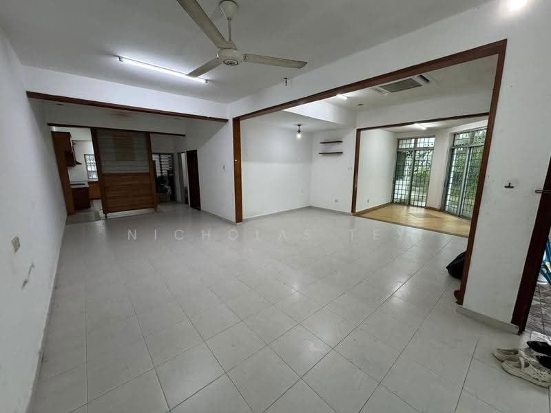 1-storey Terraced House for Sale in Taman Puteri Wangsa (Ulu Tiram) - Nicholas Tey - Living Room - PropertyGuru.com.my