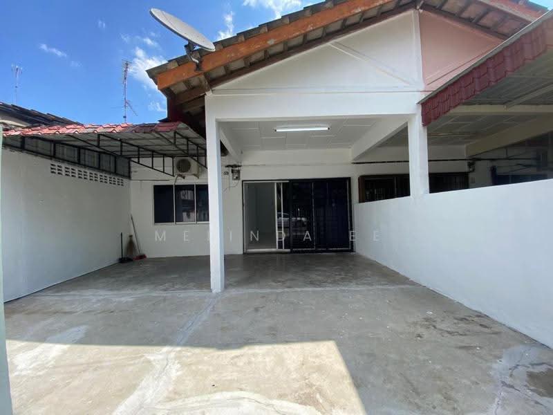 Rumah Teres 1-Tingkat untuk Dijual di Taman Mewah (Kulai) - Melinda Ee - Exterior - PropertyGuru.com.my
