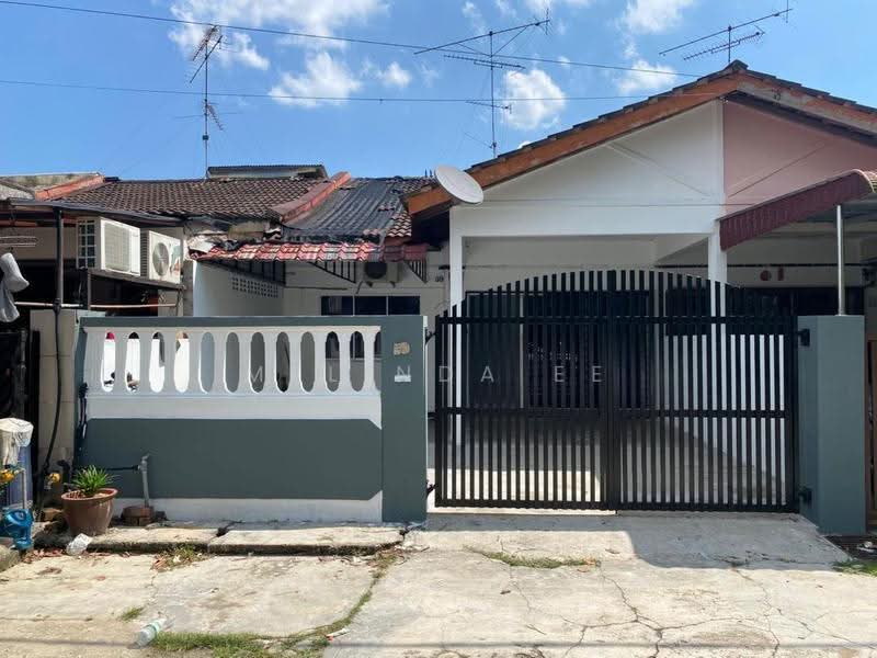 Rumah Teres 1-Tingkat untuk Dijual di Taman Mewah (Kulai) - Melinda Ee - Exterior - PropertyGuru.com.my