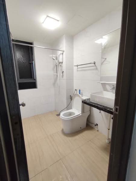 Service Residence for Rent at Country Garden Central Park - Daniel Yong - Bathroom - PropertyGuru.com.my