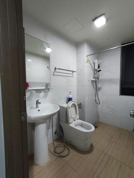 Service Residence for Rent at Country Garden Central Park - Daniel Yong - Bathroom - PropertyGuru.com.my