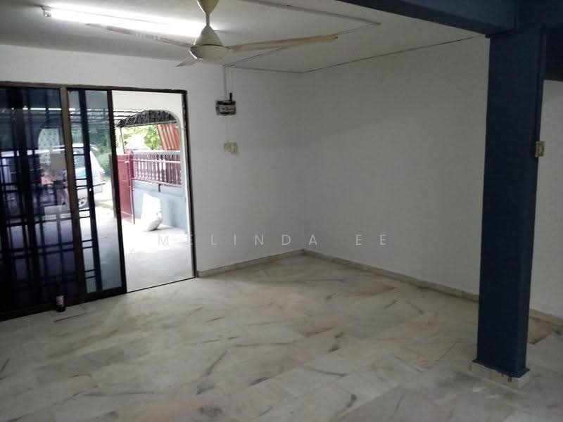 Rumah Teres 2-Tingkat untuk Dijual di Taman Muhibbah (Senai) - Melinda Ee - Living Room - PropertyGuru.com.my