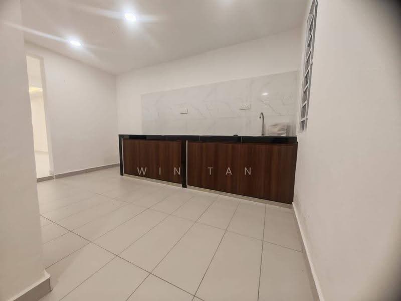 2-storey Terraced House for Sale in Taman Sri Muhibbah (Kulai) - Win Tan - Kitchen - PropertyGuru.com.my