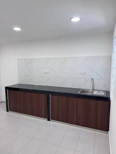 2-storey Terraced House for Sale in Taman Sri Muhibbah (Kulai) - Win Tan - Kitchen - PropertyGuru.com.my