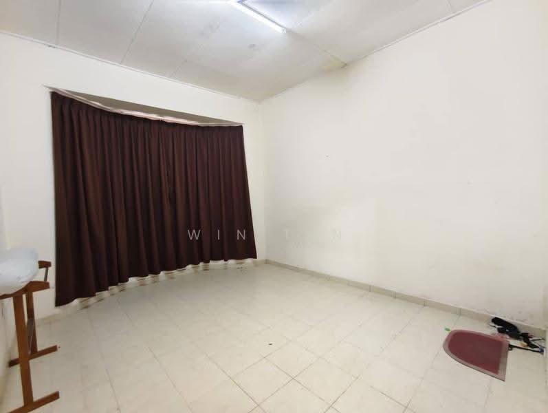 1-storey Terraced House for Sale in Bandar Indahpura (Kulai) - Win Tan - Interior - PropertyGuru.com.my