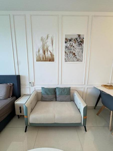 Kediaman Servis untuk Dijual di Country Garden Central Park - Nicholas Tey - Bedroom - PropertyGuru.com.my