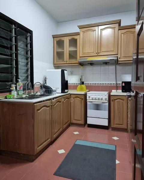 Townhouse for Sale in Jalan Klang Lama (Old Klang Road) (Kuala Lumpur) - Ahmad Zol - PropertyGuru.com.my