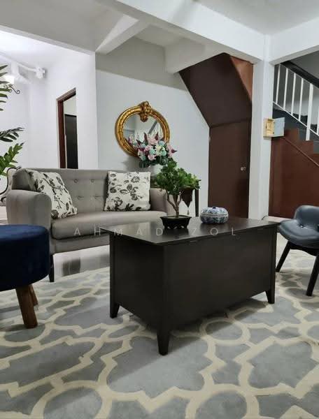 Townhouse for Sale in Jalan Klang Lama (Old Klang Road) (Kuala Lumpur) - Ahmad Zol - PropertyGuru.com.my