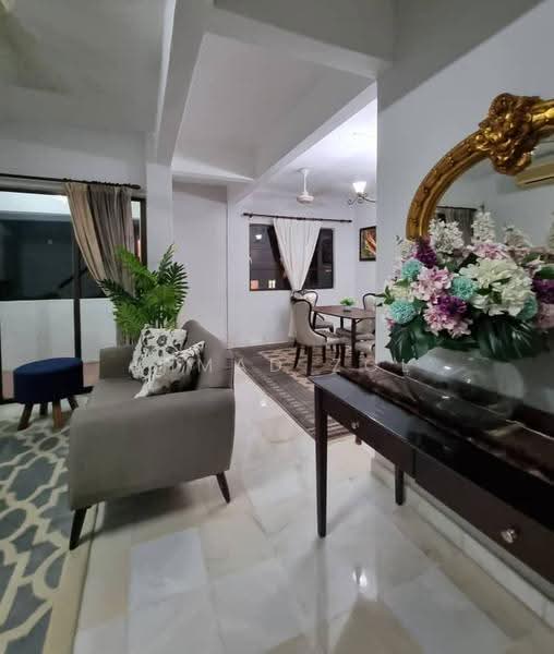 Townhouse for Sale in Jalan Klang Lama (Old Klang Road) (Kuala Lumpur) - Ahmad Zol - PropertyGuru.com.my