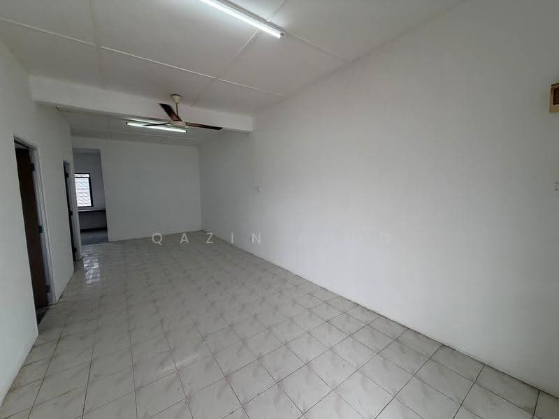 1-storey Terraced House for Sale in Sungai Siput (Perak) - Qazin Khoo - Interior - PropertyGuru.com.my