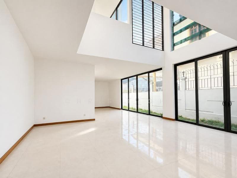Semi-Detached House for Sale in Pulau Tikus (Penang) - Chris Teoh - Living Room - PropertyGuru.com.my