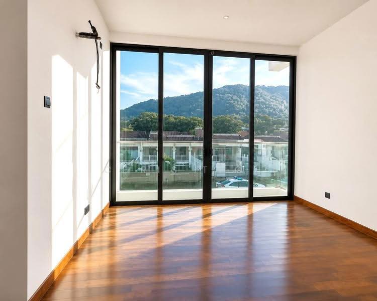 Semi-Detached House for Sale in Pulau Tikus (Penang) - Chris Teoh - View - PropertyGuru.com.my