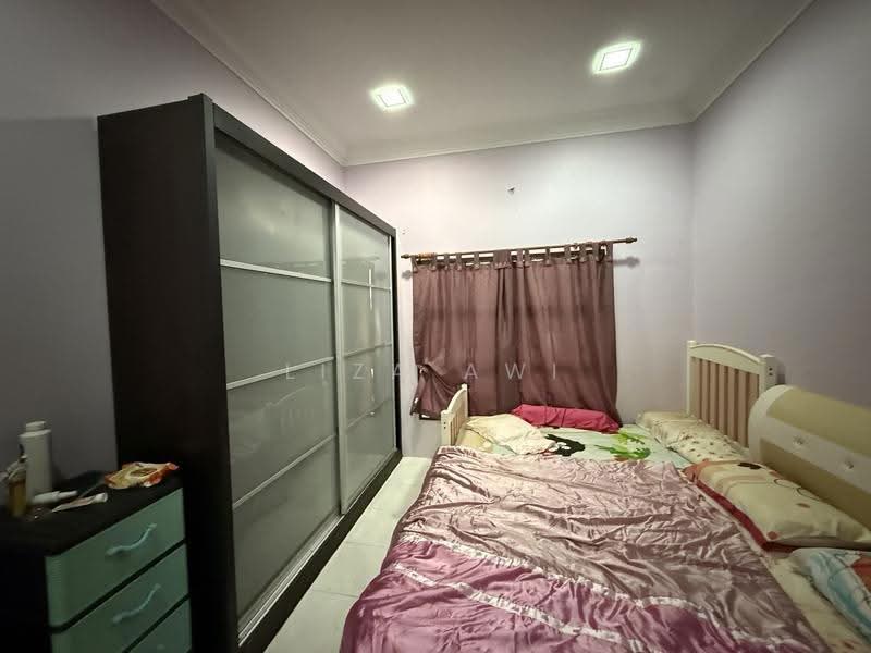 Rumah Teres 1-Tingkat untuk Dijual di Taman Nusa Intan (Senawang) - Liza Awi - Bedroom - PropertyGuru.com.my