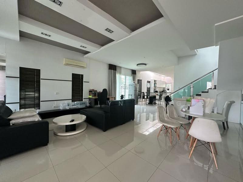 2-storey Terraced House for Sale in Taman Formosa Bundusan (Kota Kinabalu) - Jacklyn Wong - Living Room - PropertyGuru.com.my