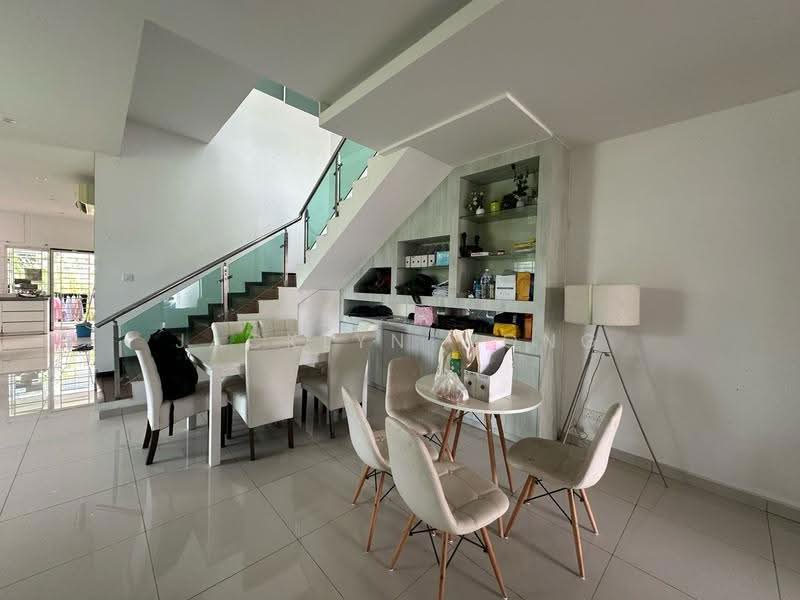 2-storey Terraced House for Sale in Taman Formosa Bundusan (Kota Kinabalu) - Jacklyn Wong - Dining Room - PropertyGuru.com.my