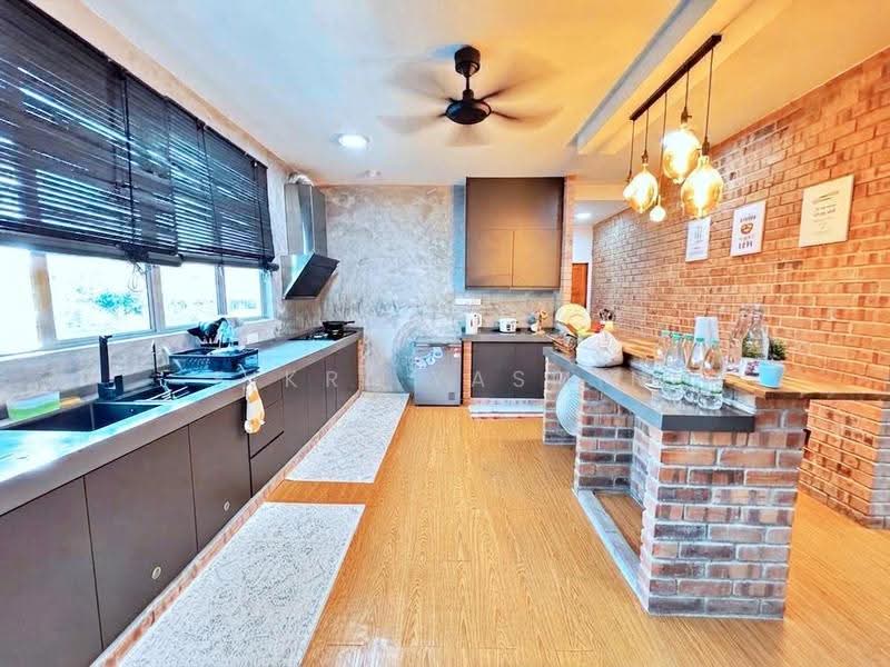 Semi-Detached House for Sale in Nilai Impian (Nilai) - Fikri Yasmin - Kitchen - PropertyGuru.com.my