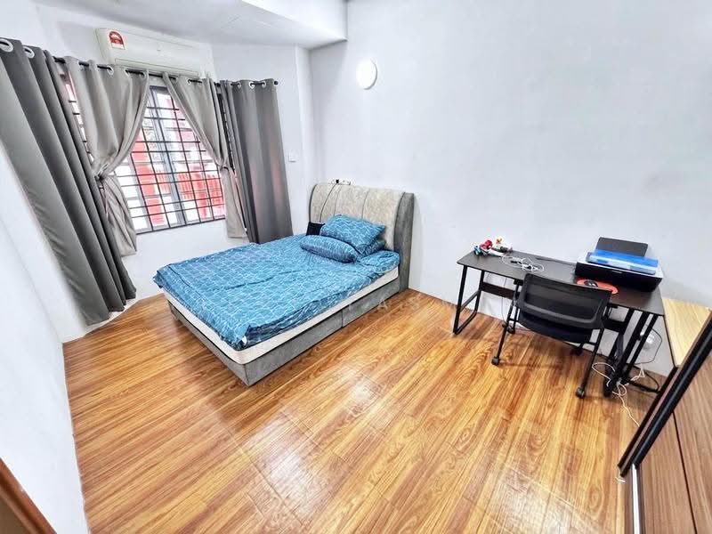 Semi-Detached House for Sale in Nilai Impian (Nilai) - Fikri Yasmin - Bedroom - PropertyGuru.com.my