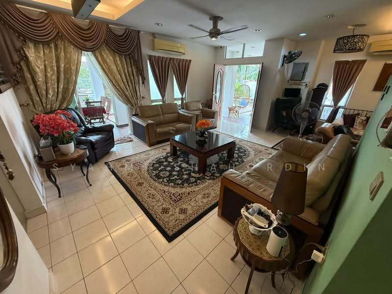 2-storey Terraced House for Sale in Bandar Bukit Raja (Klang) - Syahmi Shahordin - Living Room - PropertyGuru.com.my