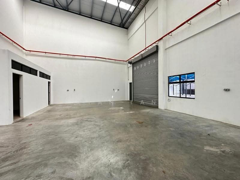 Factory for Rent in Eco Business Park 2 Senai (Senai) - Ryan Tan - Interior - PropertyGuru.com.my