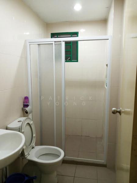 Service Residence for Sale at OUG Parklane - Patrick Yoong - Bathroom - PropertyGuru.com.my