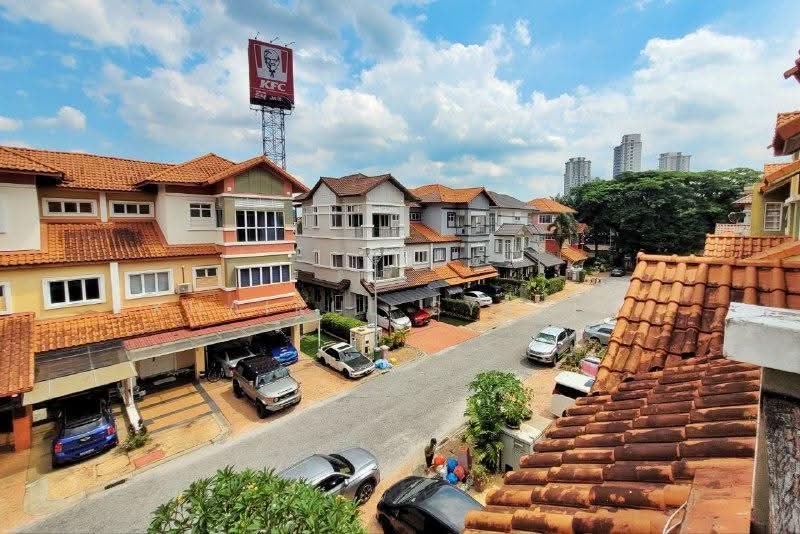 Semi-Detached House for Sale in Damansara Legenda (Petaling Jaya) - Khairul Syafiq - Exterior - PropertyGuru.com.my