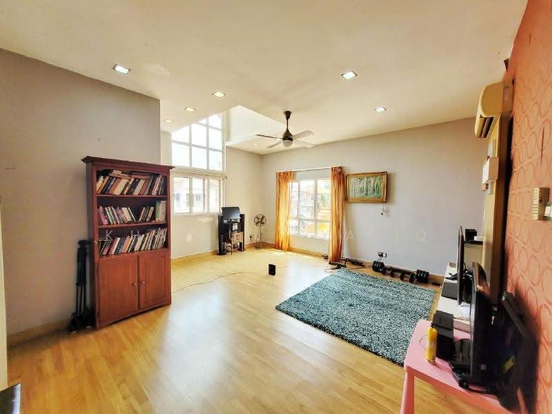 Semi-Detached House for Sale in Damansara Legenda (Petaling Jaya) - Khairul Syafiq - Living Room - PropertyGuru.com.my