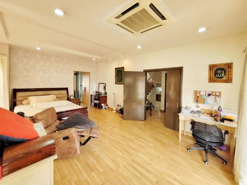 Semi-Detached House for Sale in Damansara Legenda (Petaling Jaya) - Khairul Syafiq - Bedroom - PropertyGuru.com.my