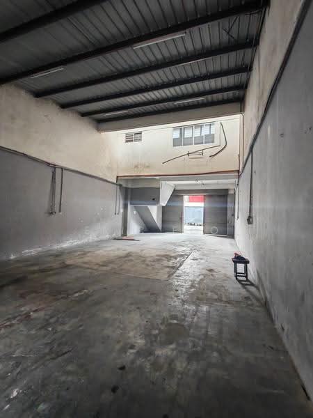 Factory for Rent in Taman Perindustrian Puchong Utama (Puchong) - Eric Foo - Interior - PropertyGuru.com.my