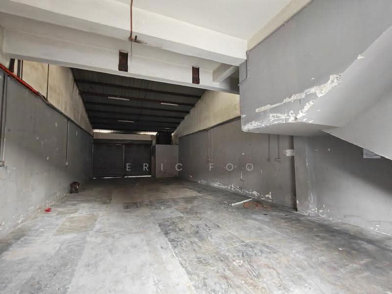 Factory for Rent in Taman Perindustrian Puchong Utama (Puchong) - Eric Foo - Interior - PropertyGuru.com.my