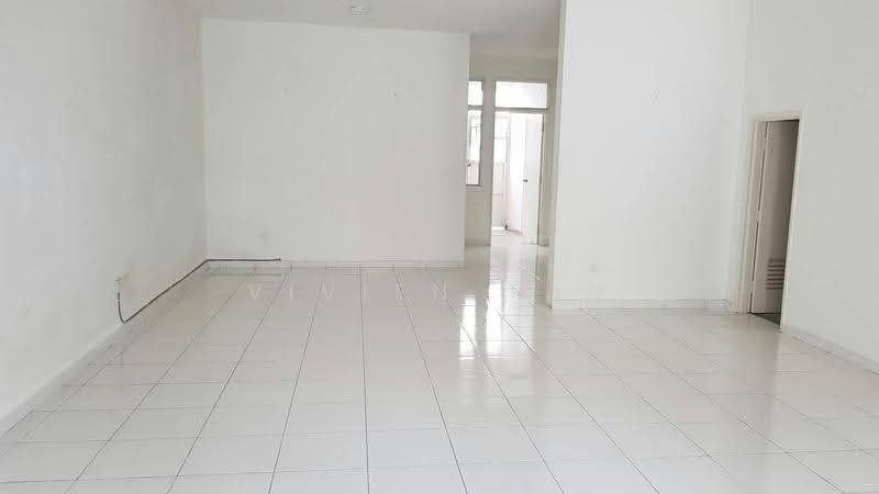 2-storey Terraced House for Sale in Taman Setia Indah (Tebrau) - Vivien Tan - Living Room - PropertyGuru.com.my