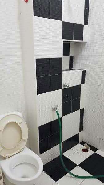 2-storey Terraced House for Sale in Taman Setia Indah (Tebrau) - Vivien Tan - Bathroom - PropertyGuru.com.my