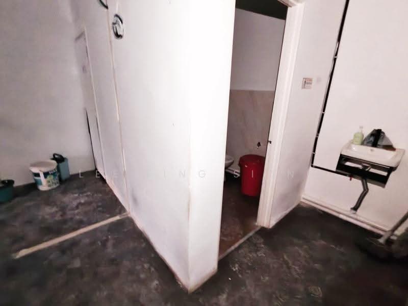 Shop for Rent in Rawang (Selangor) - Lee Sing Siong - Bathroom - PropertyGuru.com.my