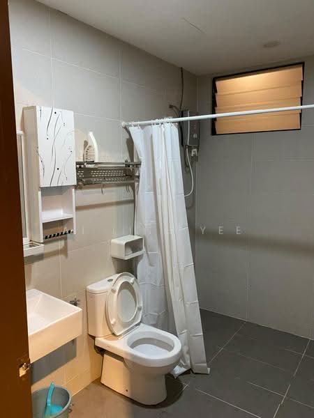 Kondominium untuk Disewa di Ken Rimba Condominium 1 - Ai Ling Yee - Bathroom - PropertyGuru.com.my