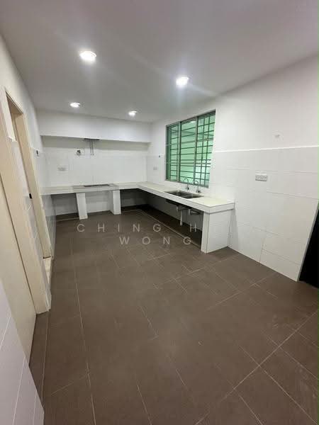 2.5-storey Terraced House for Sale in Taman Bukit Sepangar (Kota Kinabalu) - Ching Hui Wong - Kitchen - PropertyGuru.com.my