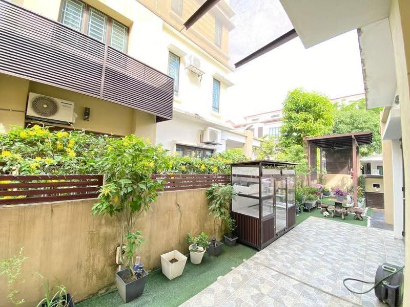 Semi-Detached House for Sale in Taman Tropika 2 (Kajang) - Basri Munir - Exterior - PropertyGuru.com.my