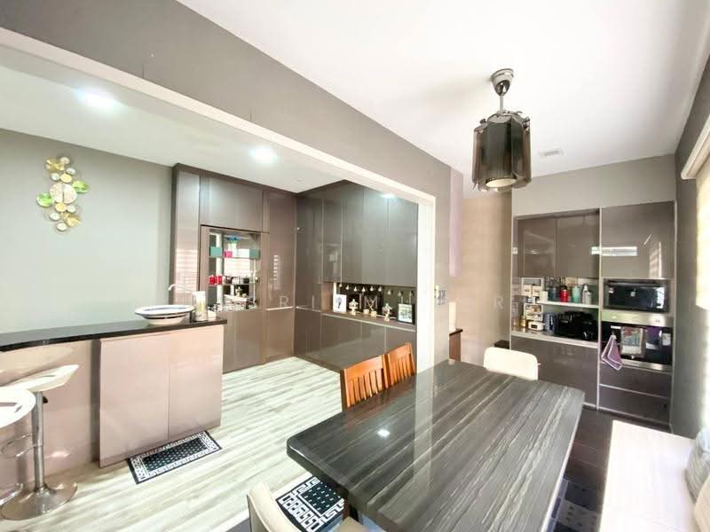 Semi-Detached House for Sale in Taman Tropika 2 (Kajang) - Basri Munir - Kitchen - PropertyGuru.com.my